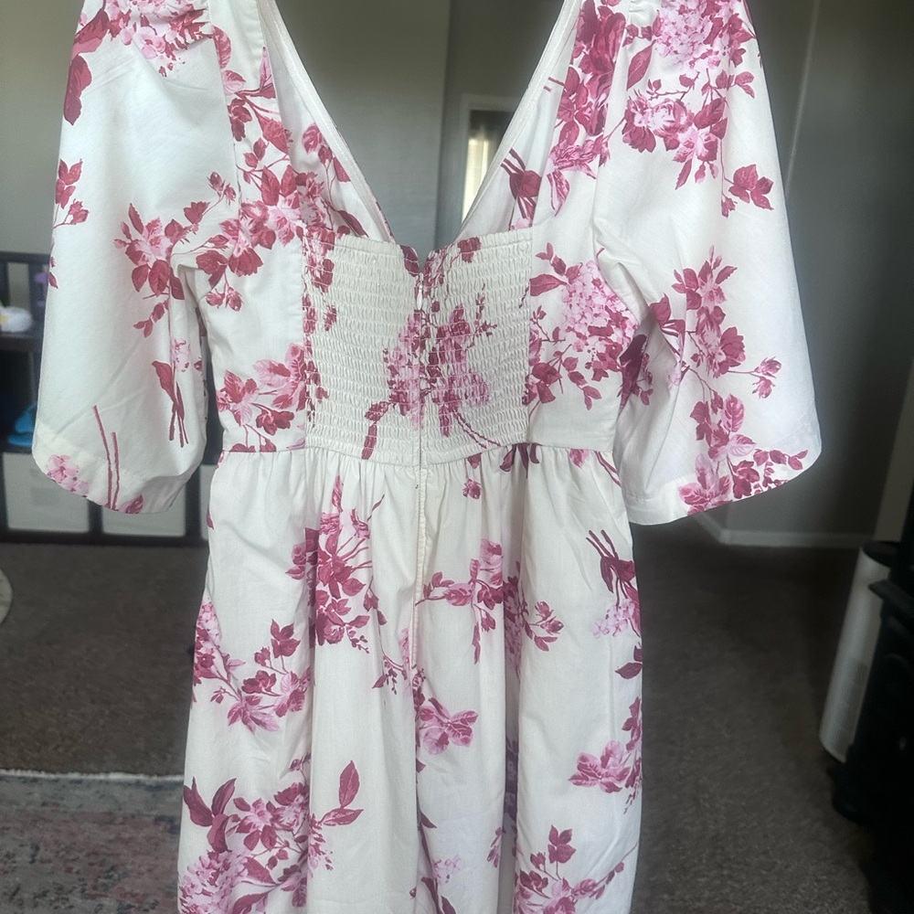Abercrombie & Fitch White Mini Dress with Pink Floral Print - Picture 2 of 4